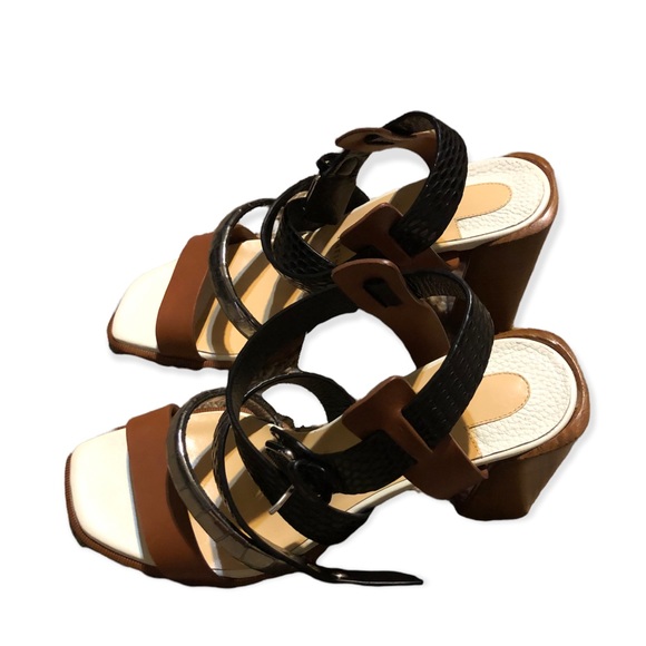 ✨Host Pick✨ Christian Louboutin Big And Strap Mixed Leather High-Heel Sandals - Picture 7 of 9